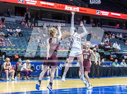Thumbnail 2 in Portland vs. Western (MHSAA D2 Semifinal) photogallery.
