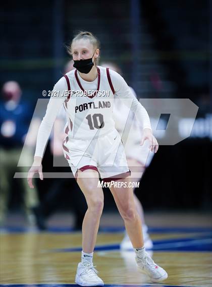 Thumbnail 3 in Portland vs. Western (MHSAA D2 Semifinal) photogallery.