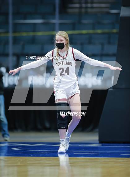 Thumbnail 3 in Portland vs. Western (MHSAA D2 Semifinal) photogallery.