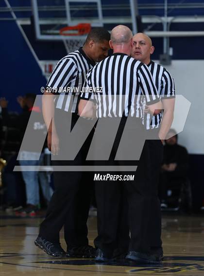 Thumbnail 1 in Arleta vs San Fernando (CIF LACS Division IV Final) photogallery.