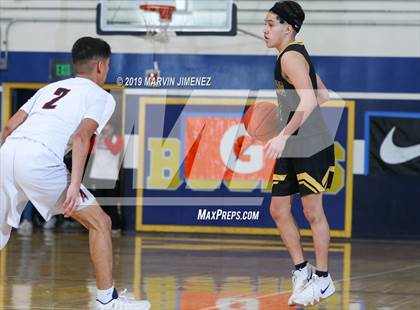 Thumbnail 3 in Arleta vs San Fernando (CIF LACS Division IV Final) photogallery.