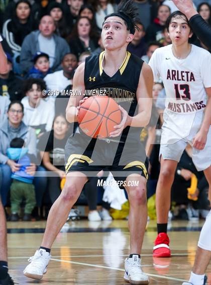 Thumbnail 2 in Arleta vs San Fernando (CIF LACS Division IV Final) photogallery.