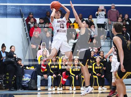 Thumbnail 3 in Arleta vs San Fernando (CIF LACS Division IV Final) photogallery.