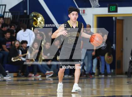 Thumbnail 2 in Arleta vs San Fernando (CIF LACS Division IV Final) photogallery.