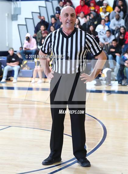 Thumbnail 3 in Arleta vs San Fernando (CIF LACS Division IV Final) photogallery.