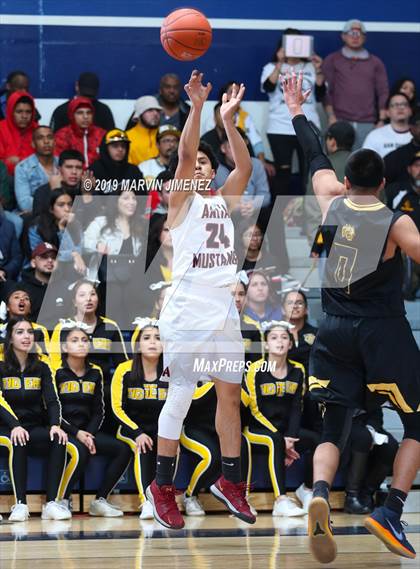 Thumbnail 1 in Arleta vs San Fernando (CIF LACS Division IV Final) photogallery.