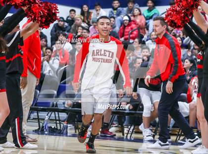 Thumbnail 2 in Arleta vs San Fernando (CIF LACS Division IV Final) photogallery.