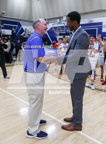 Thumbnail 3 in Arleta vs San Fernando (CIF LACS Division IV Final) photogallery.