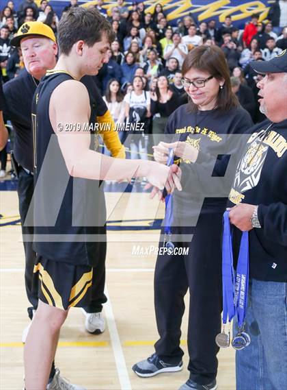 Thumbnail 1 in Arleta vs San Fernando (CIF LACS Division IV Final) photogallery.