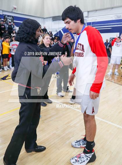 Thumbnail 3 in Arleta vs San Fernando (CIF LACS Division IV Final) photogallery.