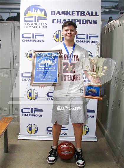 Thumbnail 1 in Arleta vs San Fernando (CIF LACS Division IV Final) photogallery.