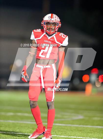 Thumbnail 1 in Crandall @ Terrell photogallery.