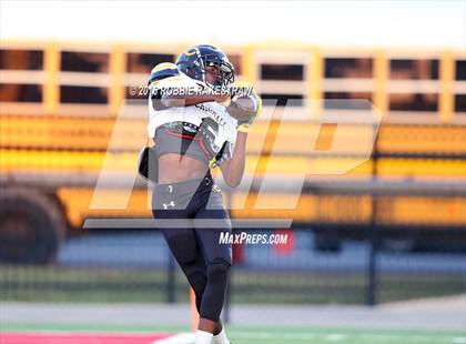 Thumbnail 3 in Crandall @ Terrell photogallery.