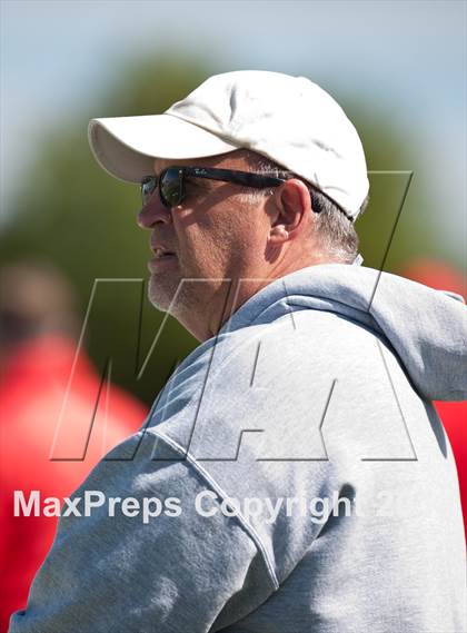 Thumbnail 1 in Regis Jesuit vs Mullen (CHSAA Quarterfinal Playoff) photogallery.