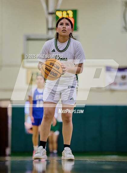 Thumbnail 2 in FR: Cate @ Santa Barbara photogallery.