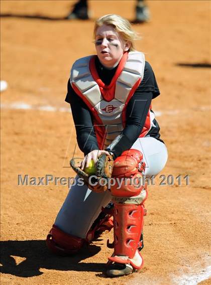 Thumbnail 3 in Wetumpka vs. Decatur (Bob Jones Tournament) photogallery.