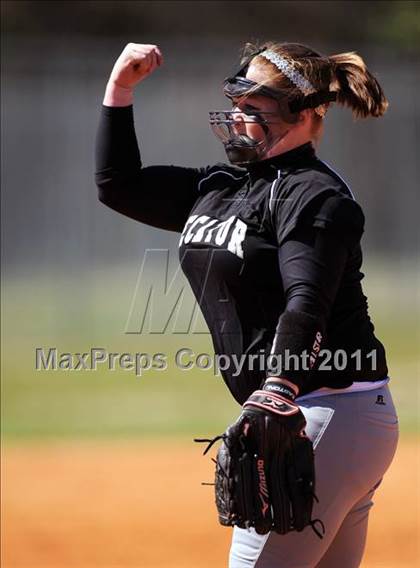Thumbnail 2 in Wetumpka vs. Decatur (Bob Jones Tournament) photogallery.