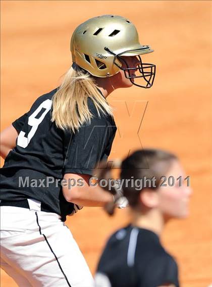 Thumbnail 1 in Wetumpka vs. Decatur (Bob Jones Tournament) photogallery.