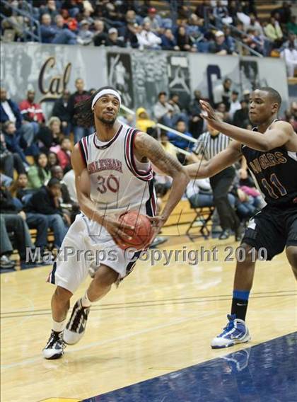 Thumbnail 2 in Salesian vs. Newark Memorial photogallery.