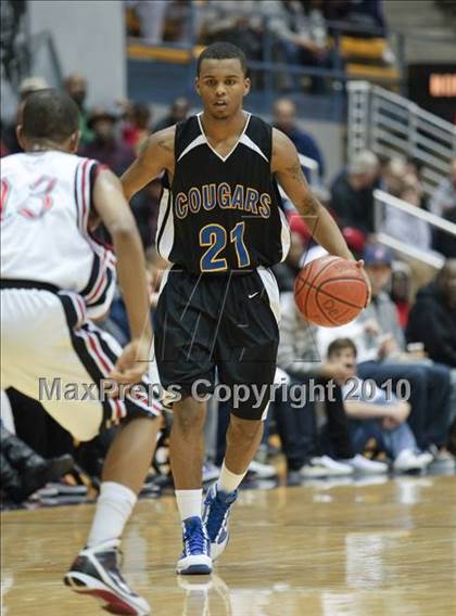 Thumbnail 1 in Salesian vs. Newark Memorial photogallery.
