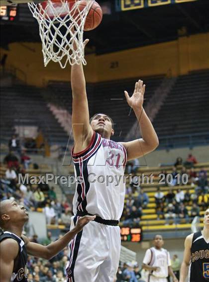 Thumbnail 2 in Salesian vs. Newark Memorial photogallery.