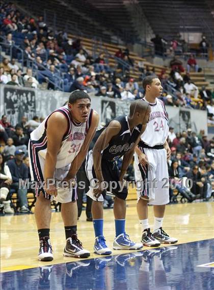 Thumbnail 1 in Salesian vs. Newark Memorial photogallery.