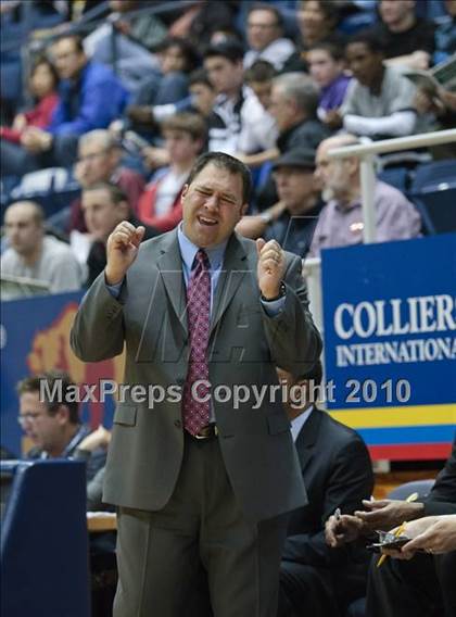 Thumbnail 2 in Salesian vs. Newark Memorial photogallery.