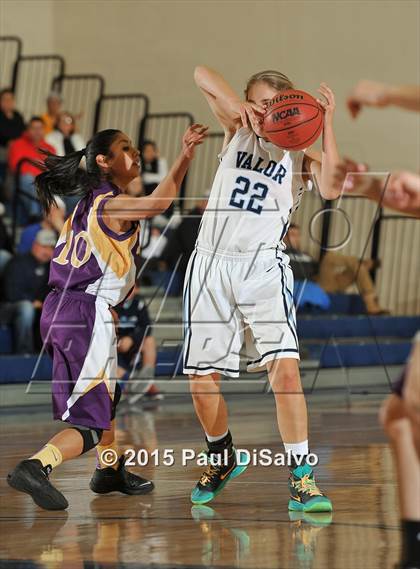 Thumbnail 2 in Valor Christian vs. Denver North (CHSAA 4A 1st Round) photogallery.