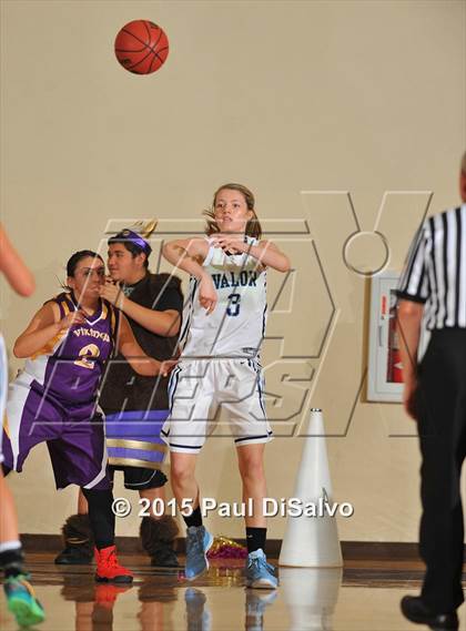 Thumbnail 2 in Valor Christian vs. Denver North (CHSAA 4A 1st Round) photogallery.