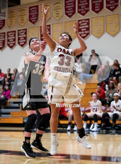 Thumbnail 1 in Oaks Christian vs.Oak Park photogallery.