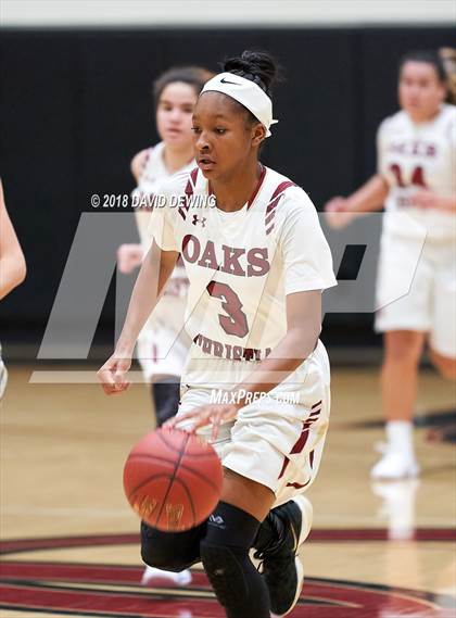 Thumbnail 1 in Oaks Christian vs.Oak Park photogallery.