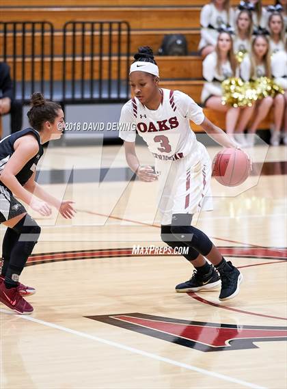 Thumbnail 2 in Oaks Christian vs.Oak Park photogallery.