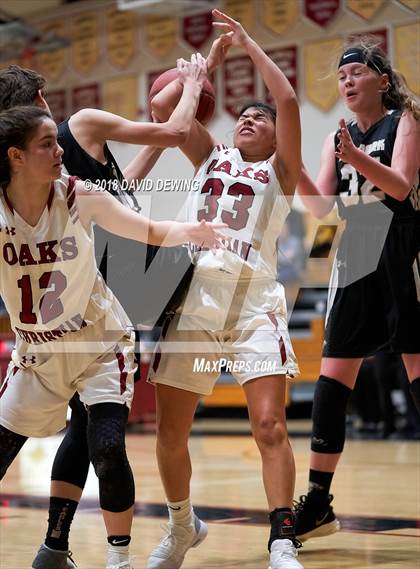 Thumbnail 3 in Oaks Christian vs.Oak Park photogallery.