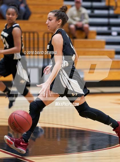 Thumbnail 2 in Oaks Christian vs.Oak Park photogallery.