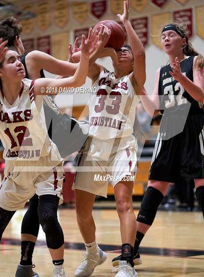 Thumbnail 2 in Oaks Christian vs.Oak Park photogallery.