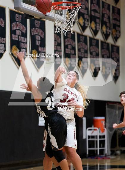 Thumbnail 3 in Oaks Christian vs.Oak Park photogallery.