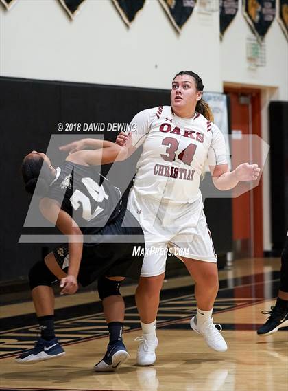 Thumbnail 1 in Oaks Christian vs.Oak Park photogallery.