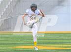 Photo from the gallery "Longview vs. DeSoto (UIL 6A DII Regional Final)"