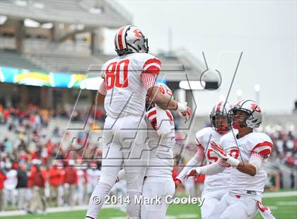Thumbnail 1 in Garland vs. Belton (UIL 6A Bi-District Playoff) photogallery.