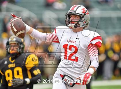 Thumbnail 2 in Garland vs. Belton (UIL 6A Bi-District Playoff) photogallery.