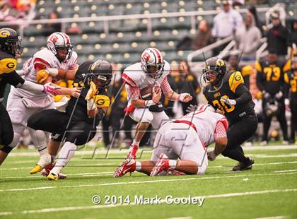 Thumbnail 2 in Garland vs. Belton (UIL 6A Bi-District Playoff) photogallery.