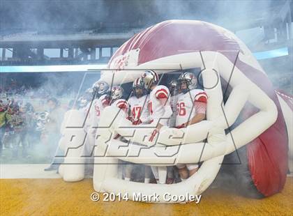 Thumbnail 3 in Garland vs. Belton (UIL 6A Bi-District Playoff) photogallery.