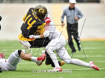 Thumbnail 1 in Garland vs. Belton (UIL 6A Bi-District Playoff) photogallery.