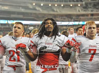 Thumbnail 2 in Garland vs. Belton (UIL 6A Bi-District Playoff) photogallery.