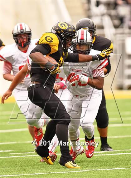 Thumbnail 2 in Garland vs. Belton (UIL 6A Bi-District Playoff) photogallery.
