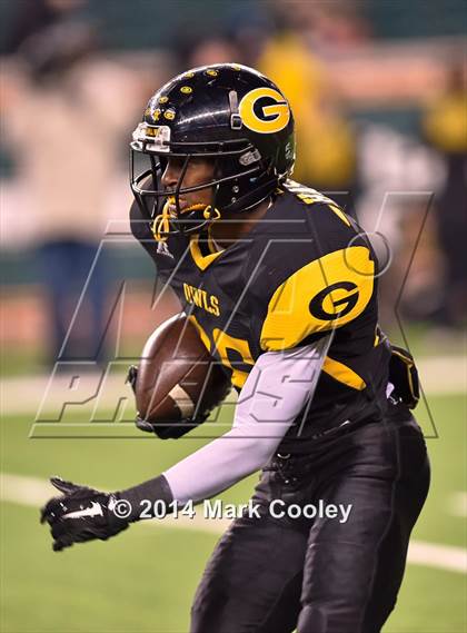 Thumbnail 1 in Garland vs. Belton (UIL 6A Bi-District Playoff) photogallery.