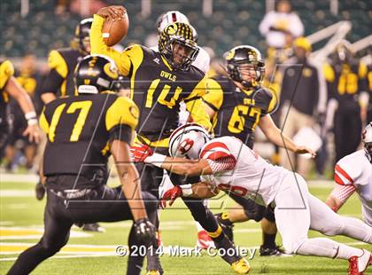 Thumbnail 1 in Garland vs. Belton (UIL 6A Bi-District Playoff) photogallery.