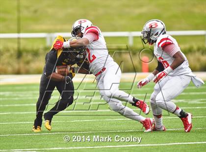 Thumbnail 3 in Garland vs. Belton (UIL 6A Bi-District Playoff) photogallery.