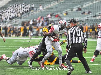 Thumbnail 2 in Garland vs. Belton (UIL 6A Bi-District Playoff) photogallery.