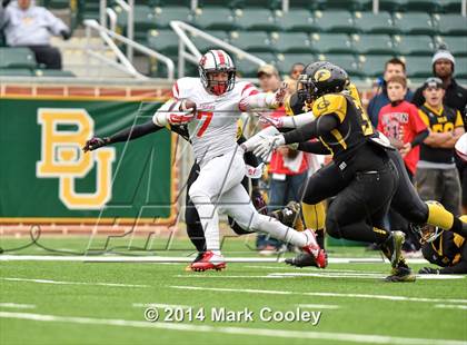 Thumbnail 2 in Garland vs. Belton (UIL 6A Bi-District Playoff) photogallery.
